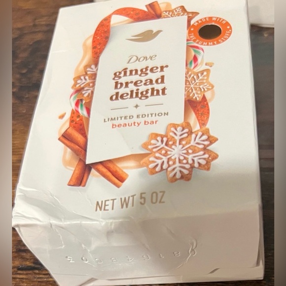 Dove Limited Edition Holiday Treats Gingerbread Delight Plant Based Bar Soap X 3 - Picture 12 of 12
